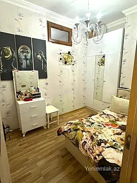 Satılır 3 otaqlı yeni tikili 77 m²