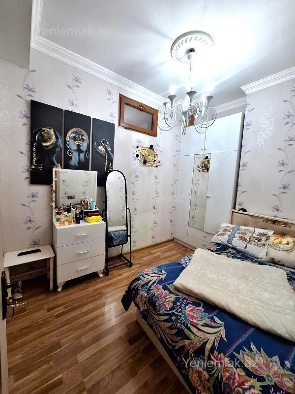 Satılır 3 otaqlı yeni tikili 77 m²