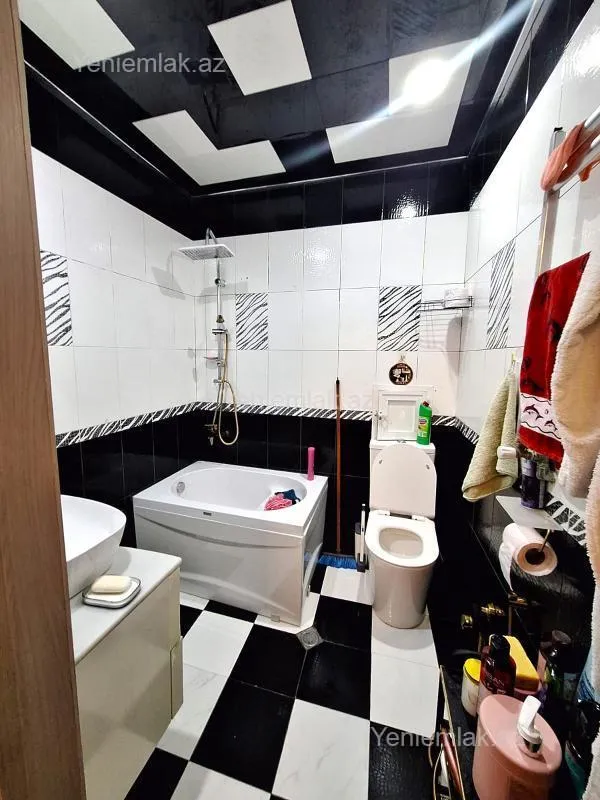 Satılır 3 otaqlı yeni tikili 77 m²