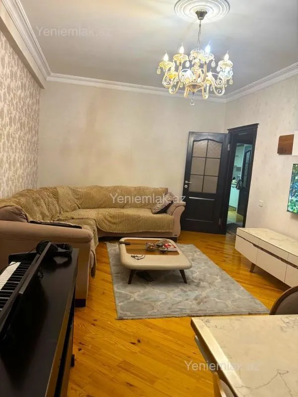 Satılır 3 otaqlı yeni tikili 120 m²