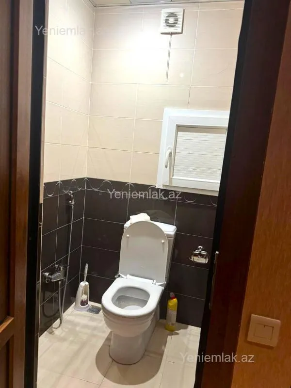 Satılır 3 otaqlı yeni tikili 120 m²