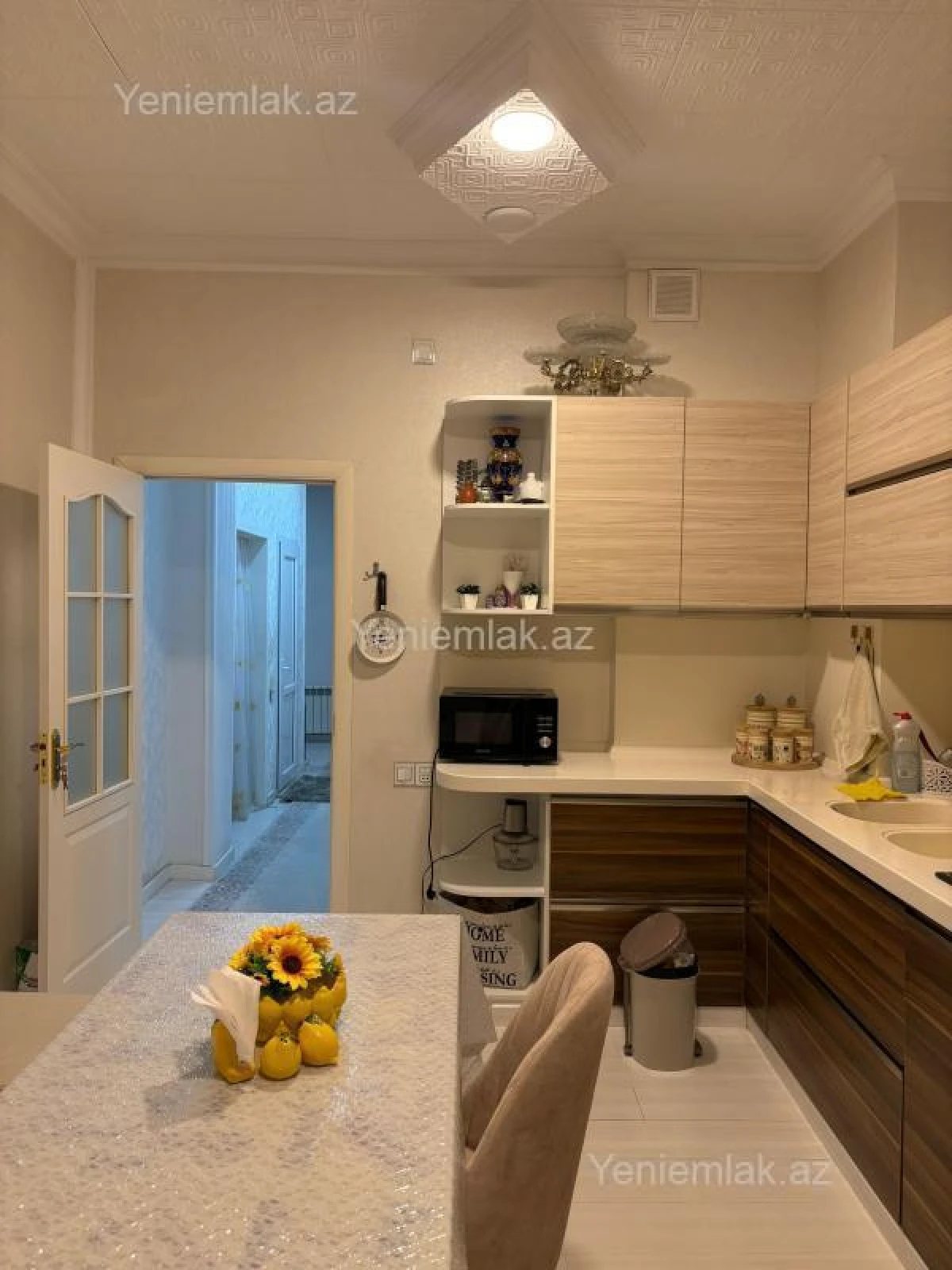 Satılır 3 otaqlı yeni tikili 85 m²