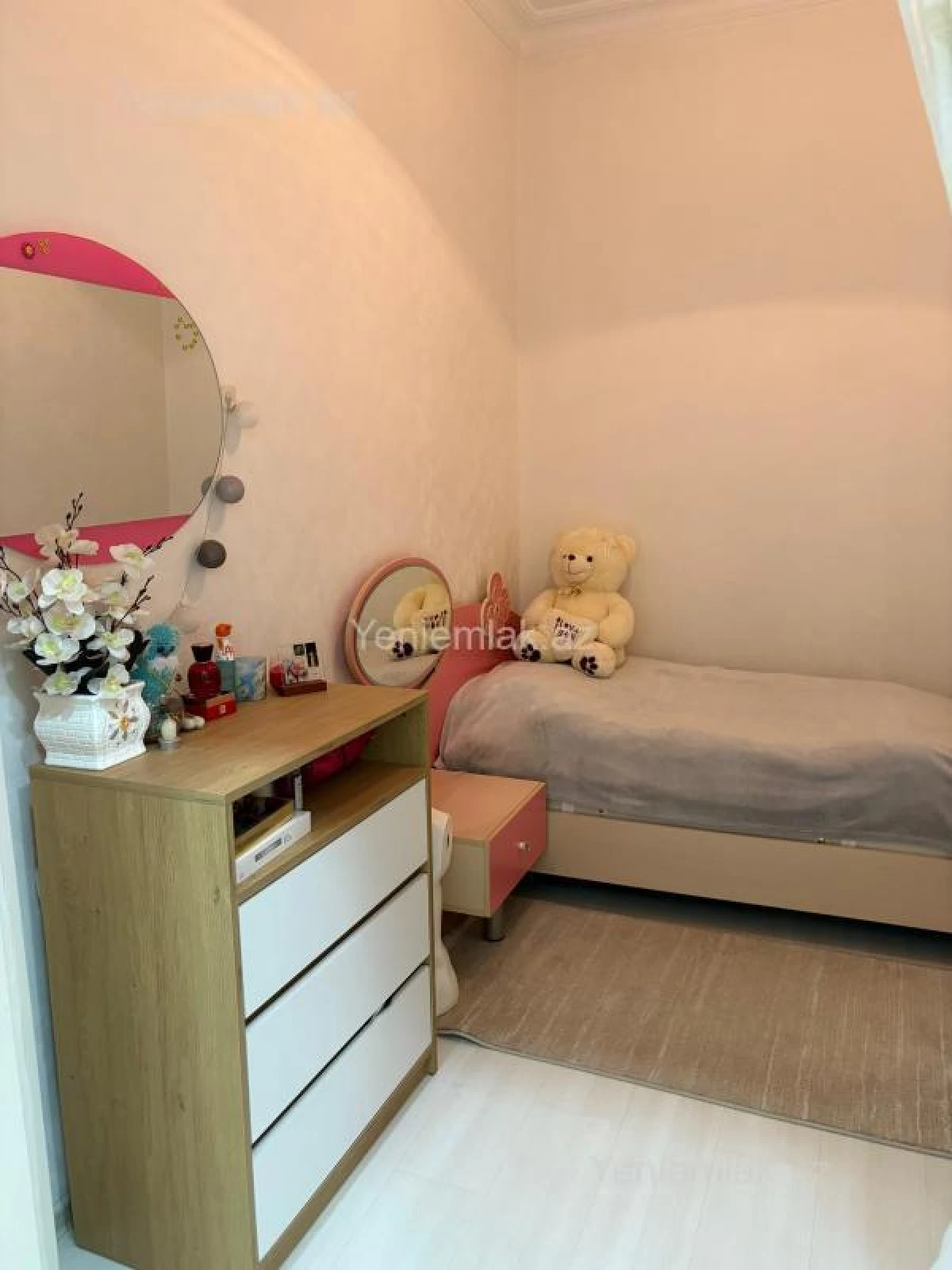 Satılır 3 otaqlı yeni tikili 85 m²