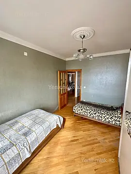 Satılır 5 otaqlı köhnə tikili 120 m²
