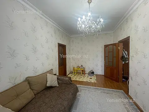 Satılır 2 otaqlı köhnə tikili 50 m²
