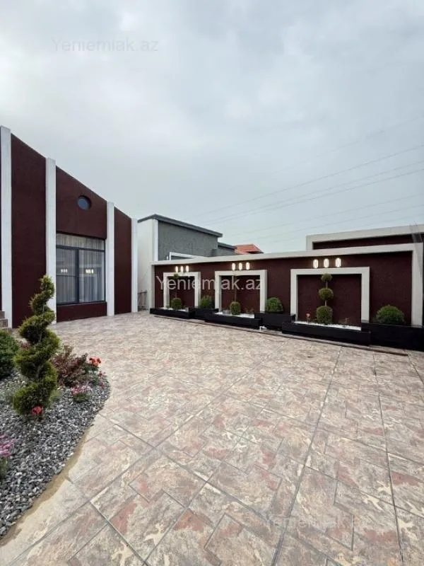 Satılır 4 otaqlı həyət evi 155 m²