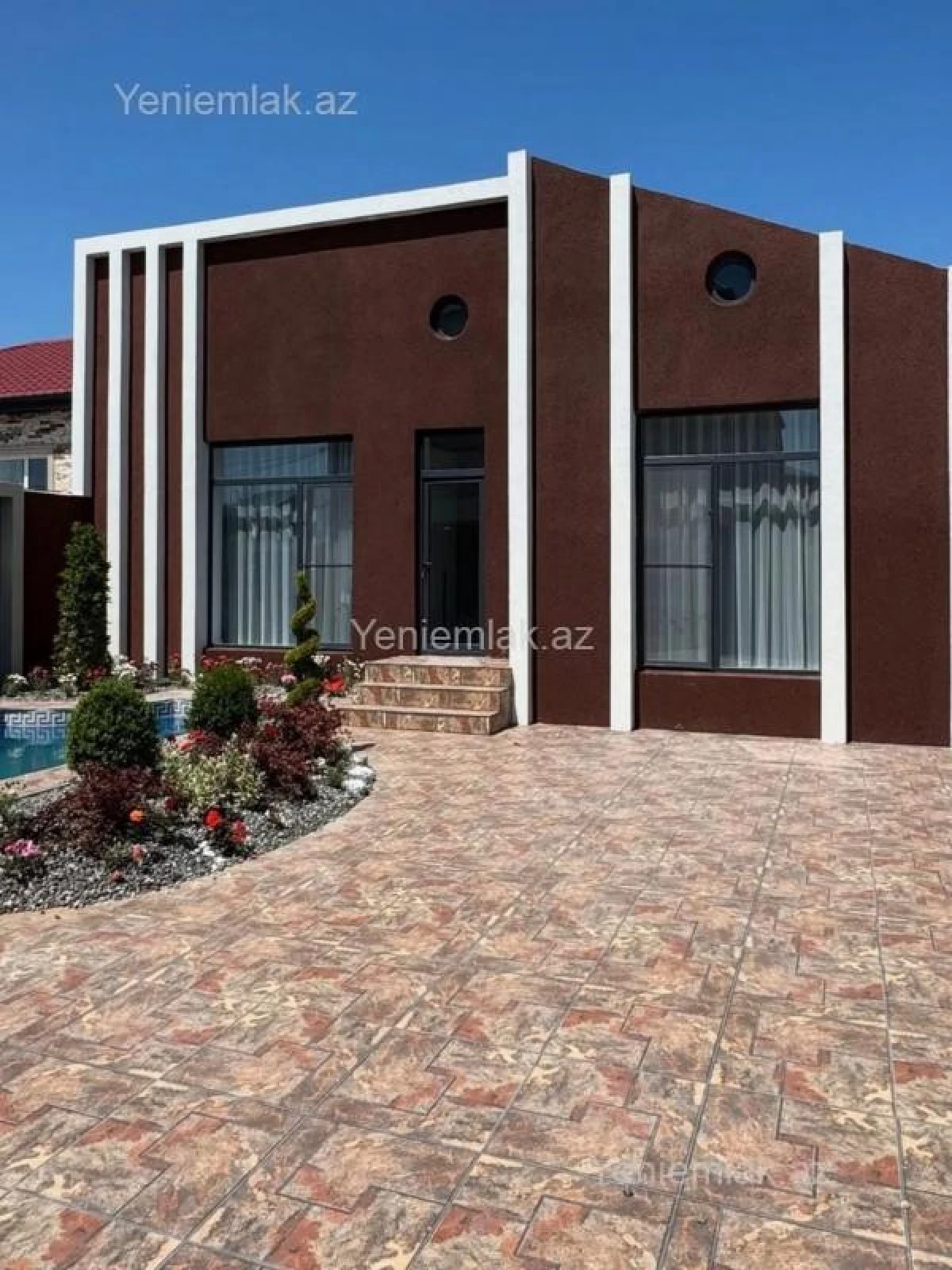 Satılır 4 otaqlı həyət evi 155 m²