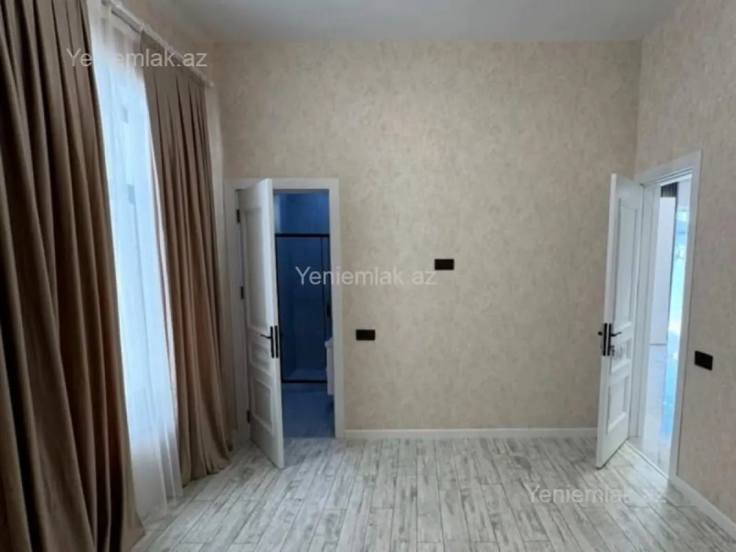Satılır 4 otaqlı həyət evi 155 m²