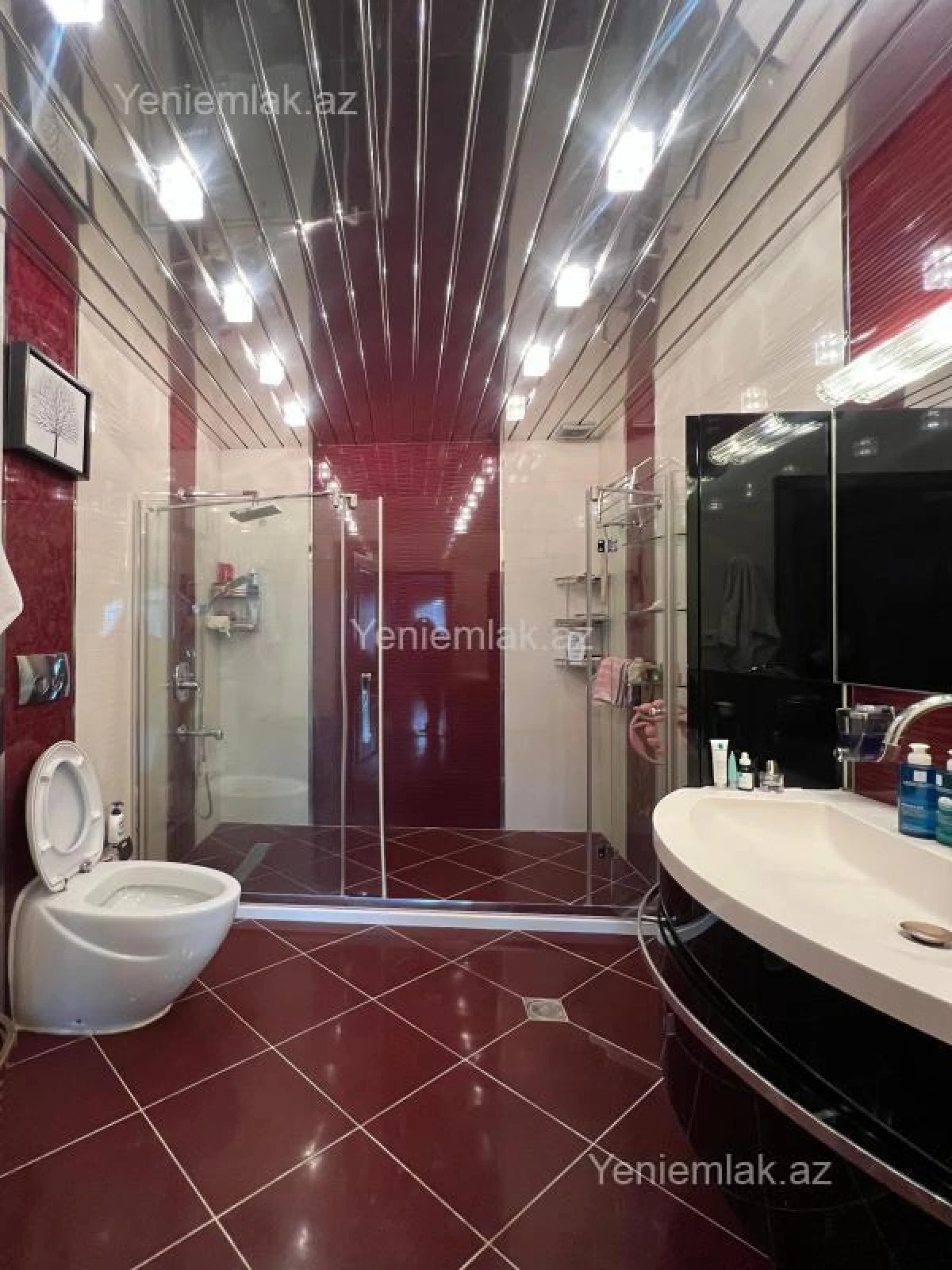 Satılır 4 otaqlı yeni tikili 220 m²