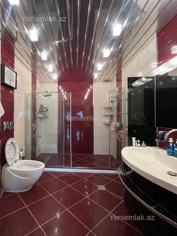 Satılır 4 otaqlı yeni tikili 220 m²