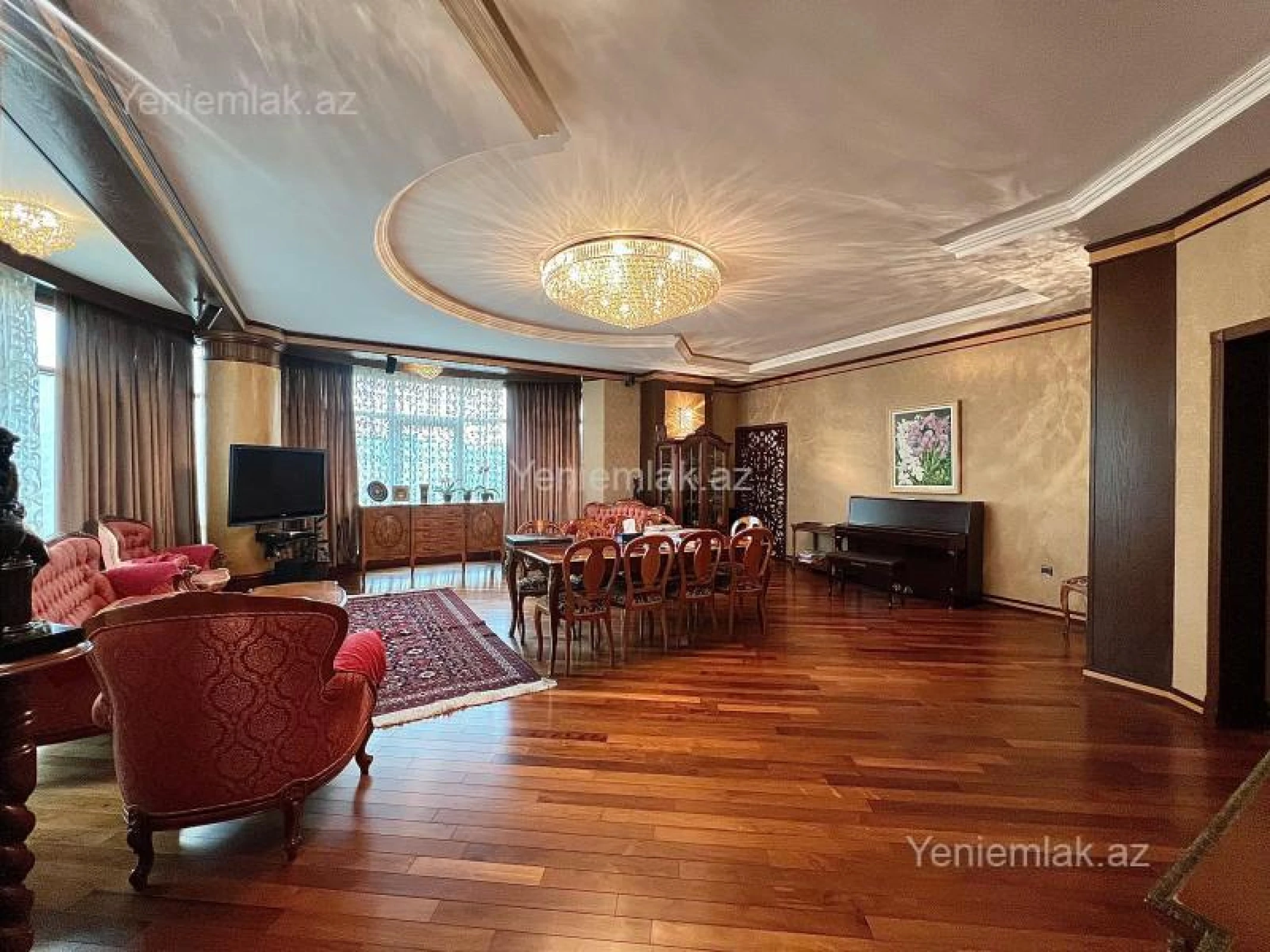 Satılır 4 otaqlı yeni tikili 220 m²
