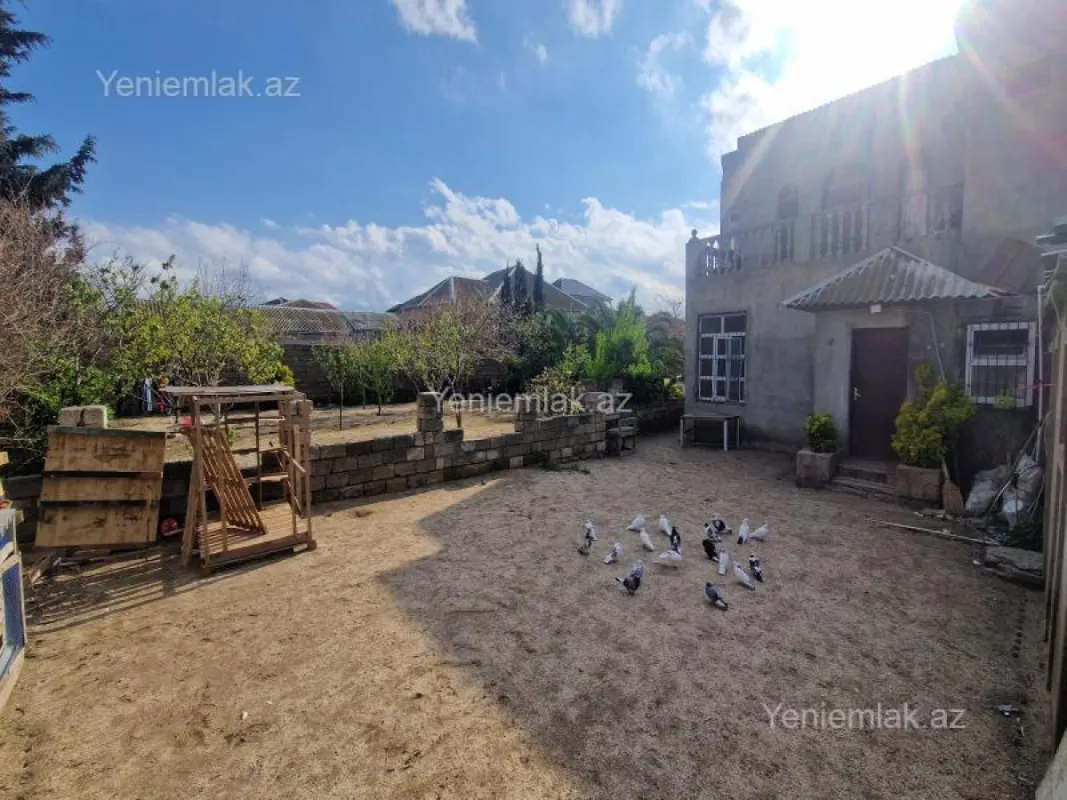 Satılır 6 otaqlı həyət evi 280 m²