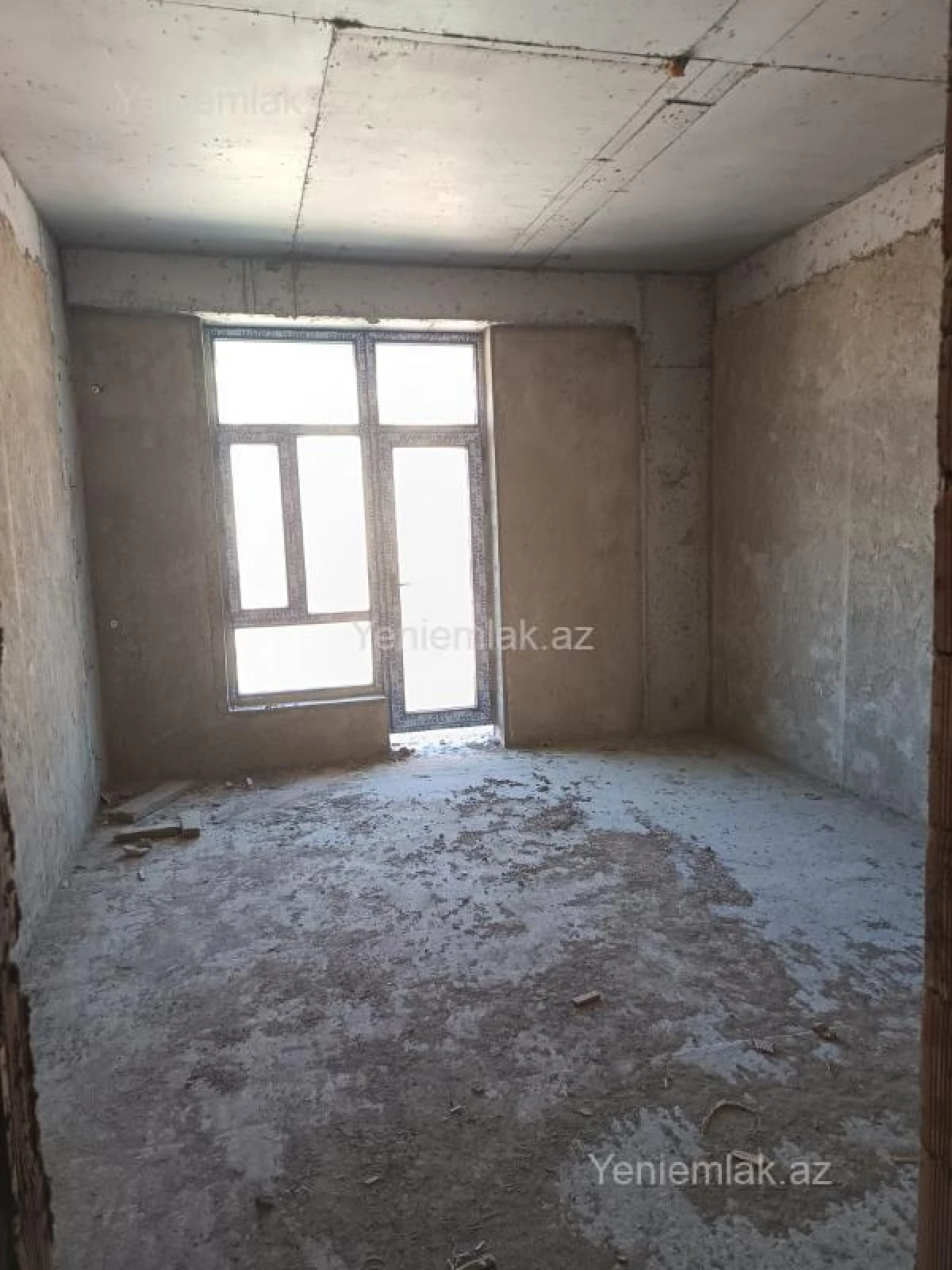 Satılır 3 otaqlı yeni tikili 125 m²