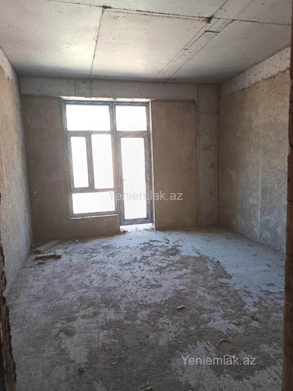 Satılır 3 otaqlı yeni tikili 125 m²