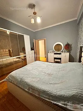 Satılır 5 otaqlı yeni tikili 160 m²