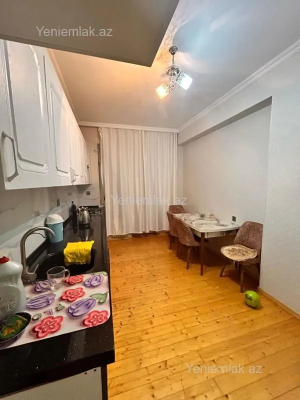 Satılır 5 otaqlı yeni tikili 160 m²