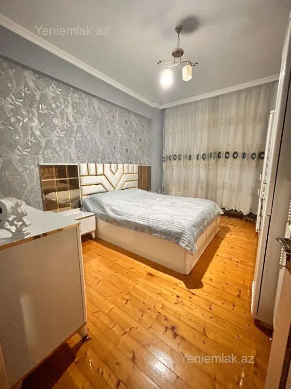 Satılır 5 otaqlı yeni tikili 160 m²