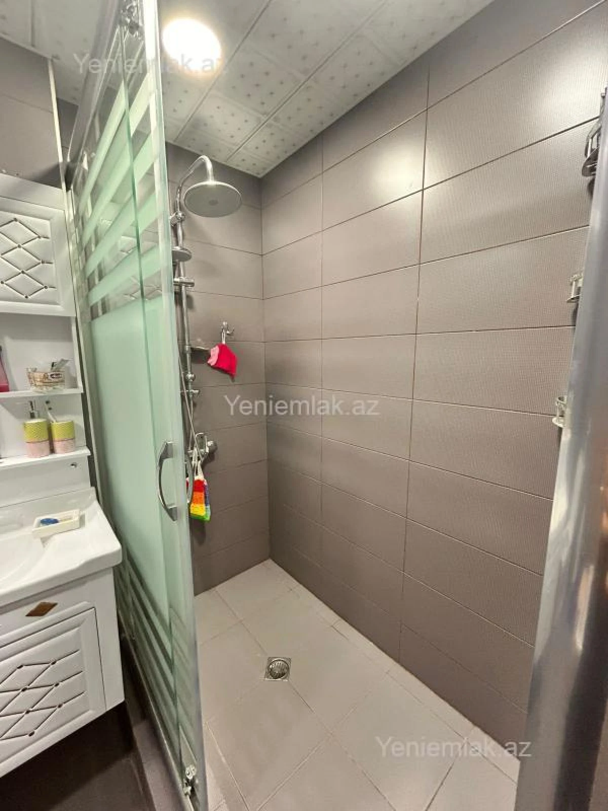 Satılır 5 otaqlı yeni tikili 160 m²