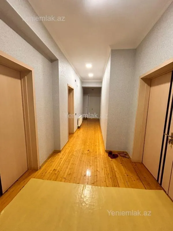 Satılır 5 otaqlı yeni tikili 160 m²