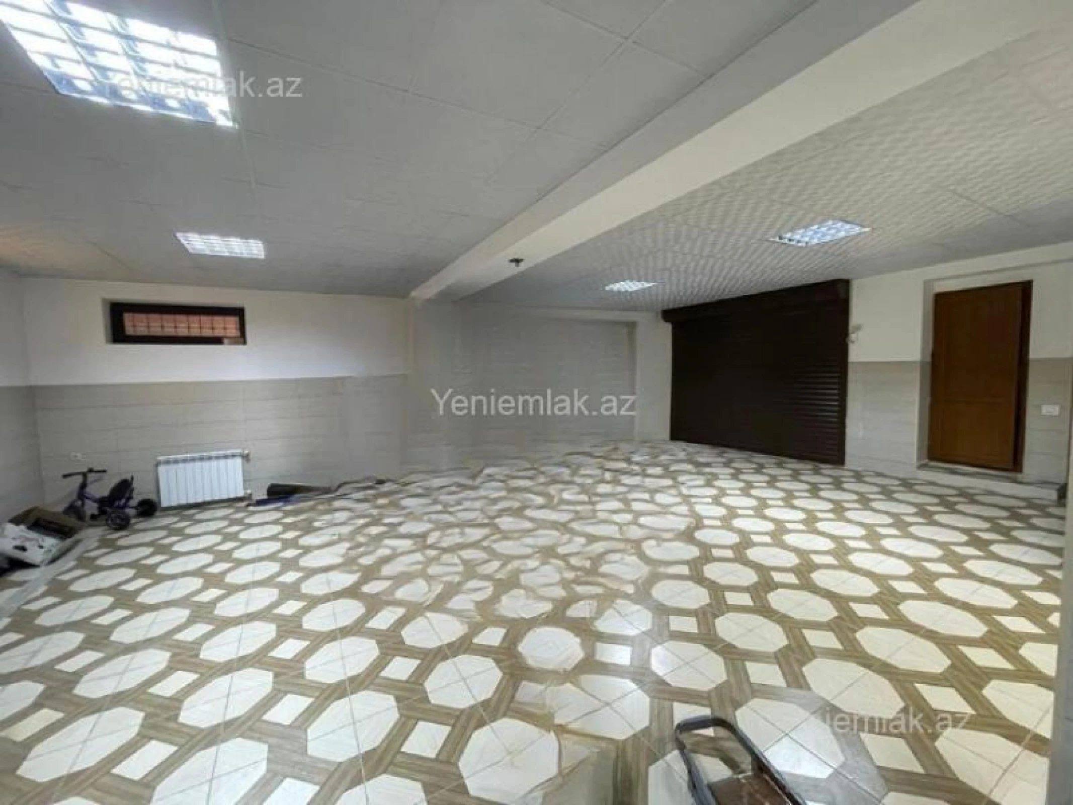 Satılır 8 otaqlı həyət evi 1000 m²