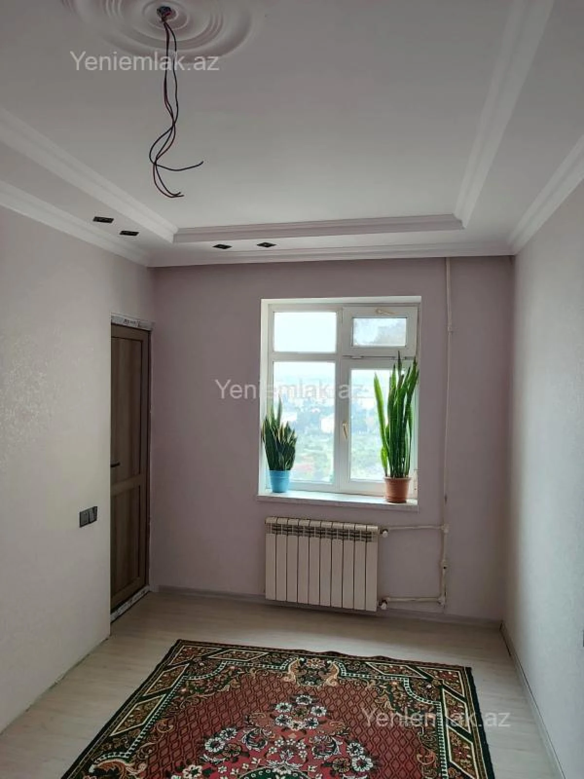 Satılır 4 otaqlı köhnə tikili 120 m²