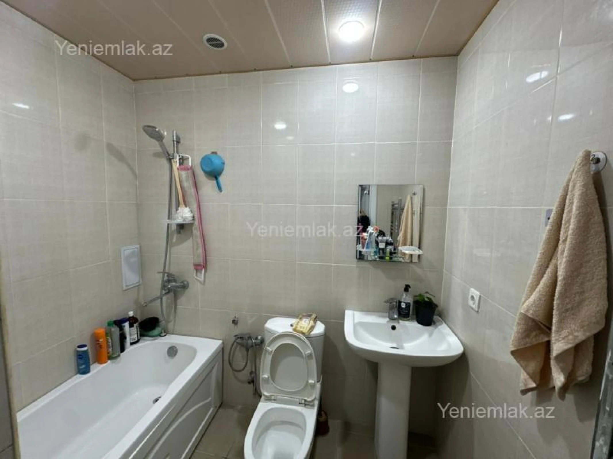 Satılır 2 otaqlı yeni tikili 65 m²