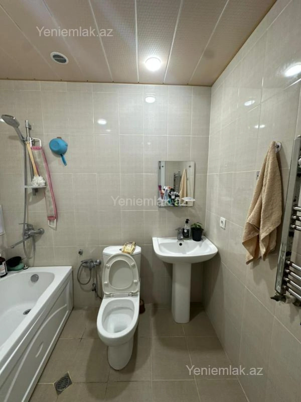 Satılır 2 otaqlı yeni tikili 65 m²