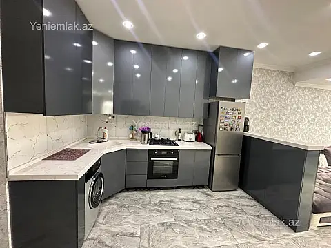 Satılır 3 otaqlı yeni tikili 95 m²