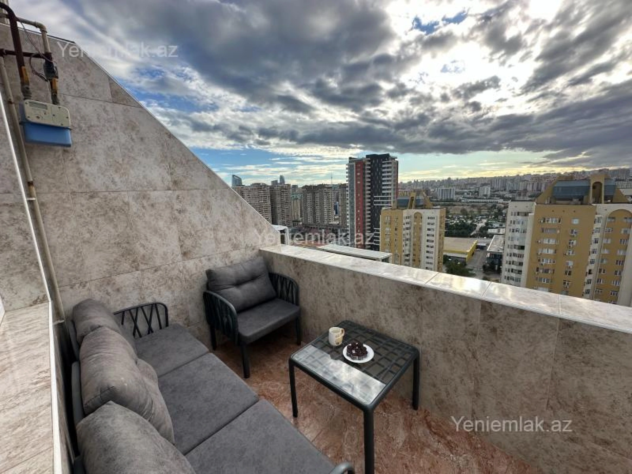 Satılır 3 otaqlı yeni tikili 95 m²