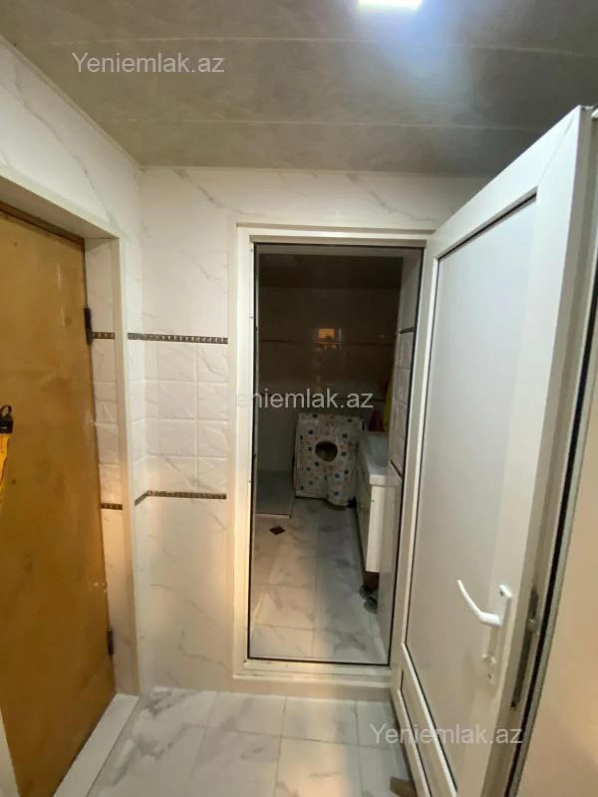 Satılır 6 otaqlı həyət evi 250 m²