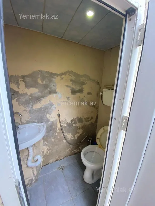 Satılır 6 otaqlı həyət evi 250 m²