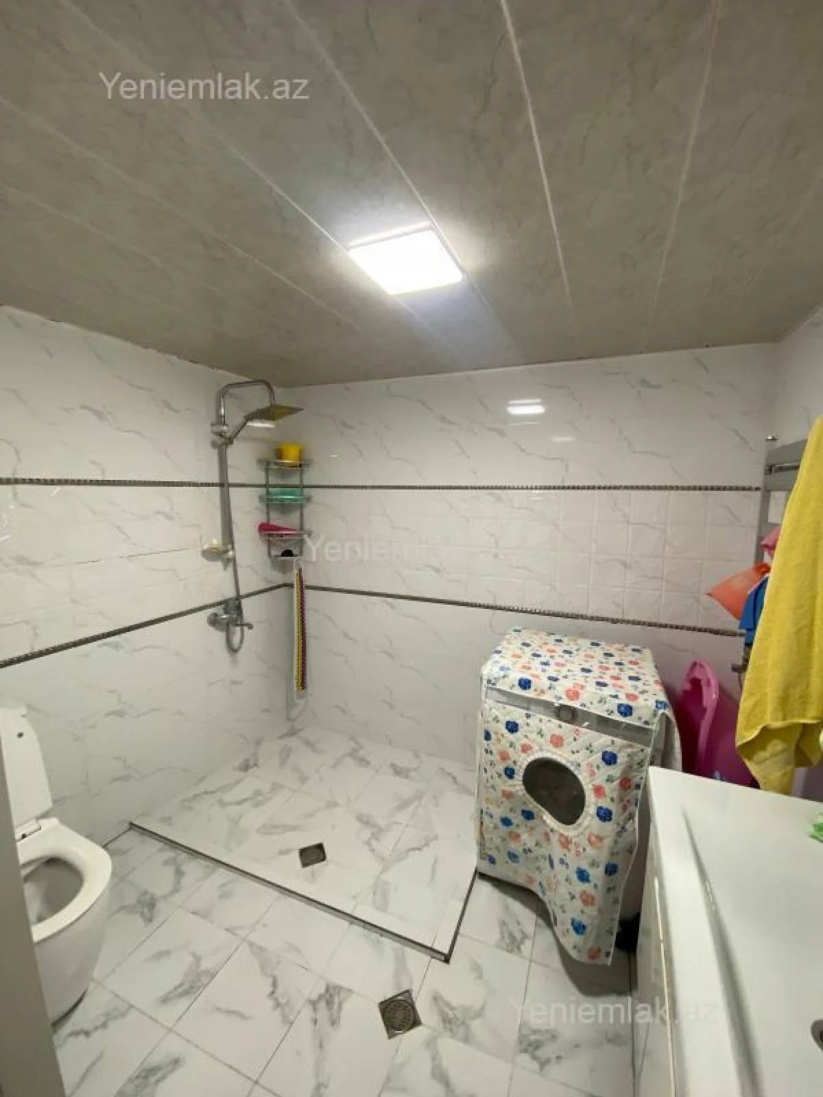 Satılır 6 otaqlı həyət evi 250 m²
