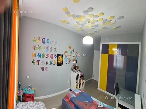 Satılır 3 otaqlı yeni tikili 120 m²