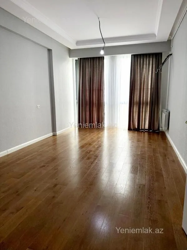 Satılır 2 otaqlı yeni tikili 53 m²