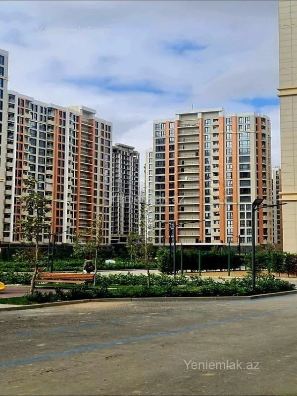 Satılır 2 otaqlı yeni tikili 53 m²