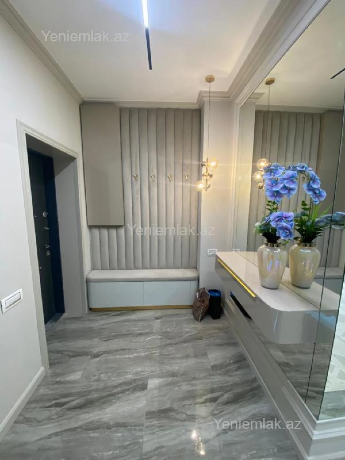 Satılır 3 otaqlı yeni tikili 127 m²