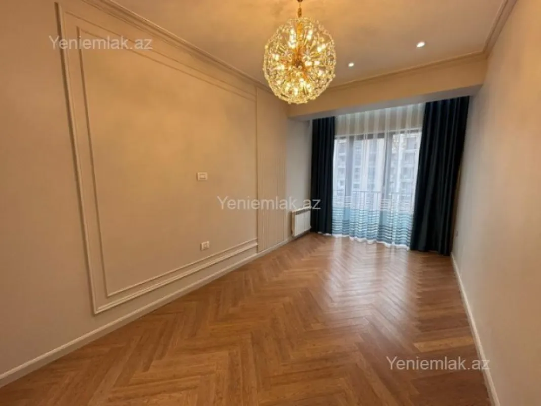 Satılır 3 otaqlı yeni tikili 127 m²