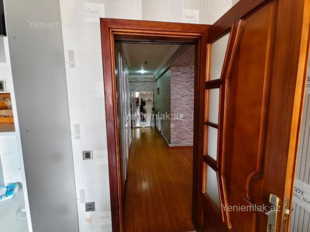 Satılır 3 otaqlı yeni tikili 83 m²