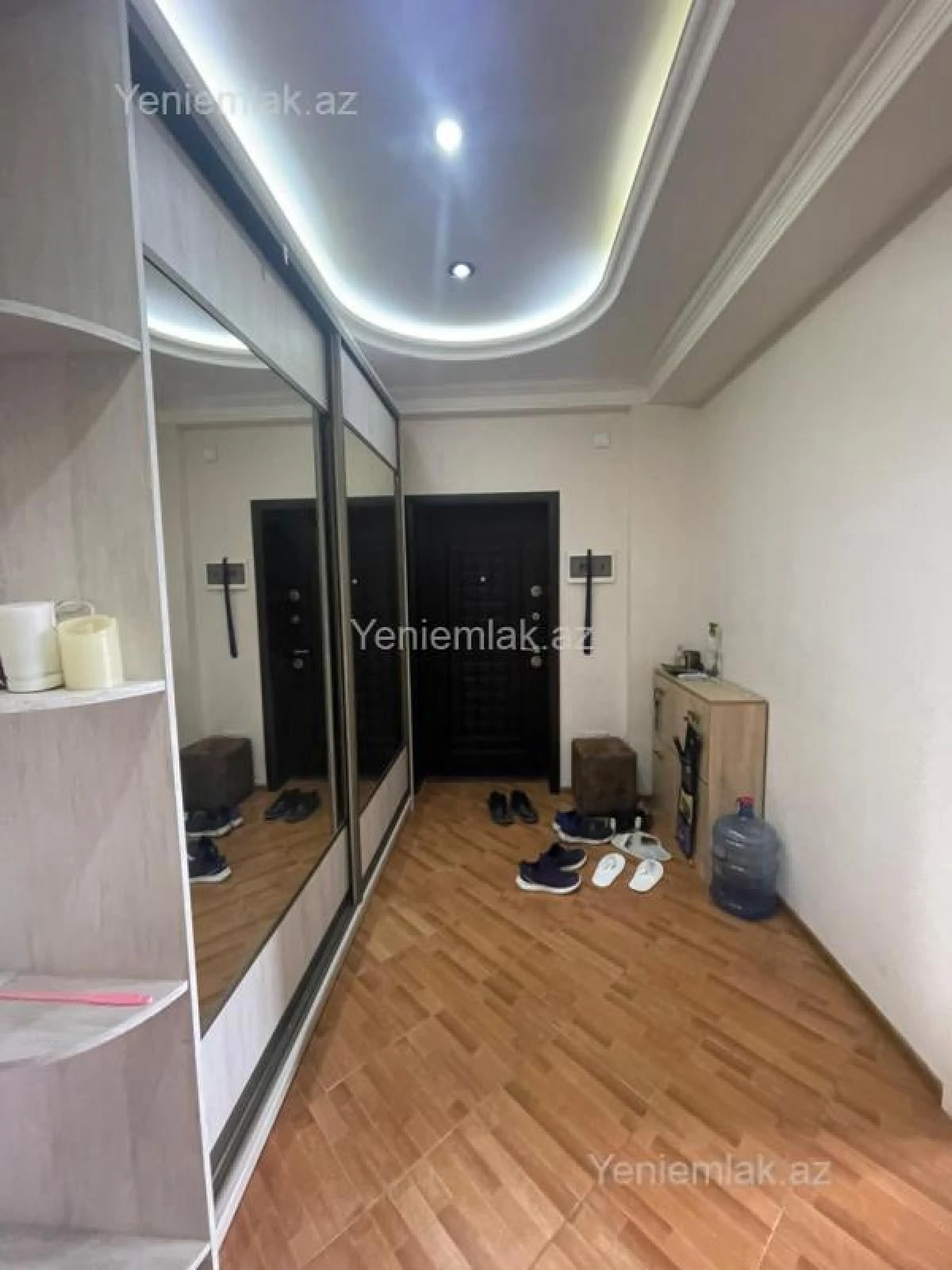 Satılır 2 otaqlı yeni tikili 76 m²