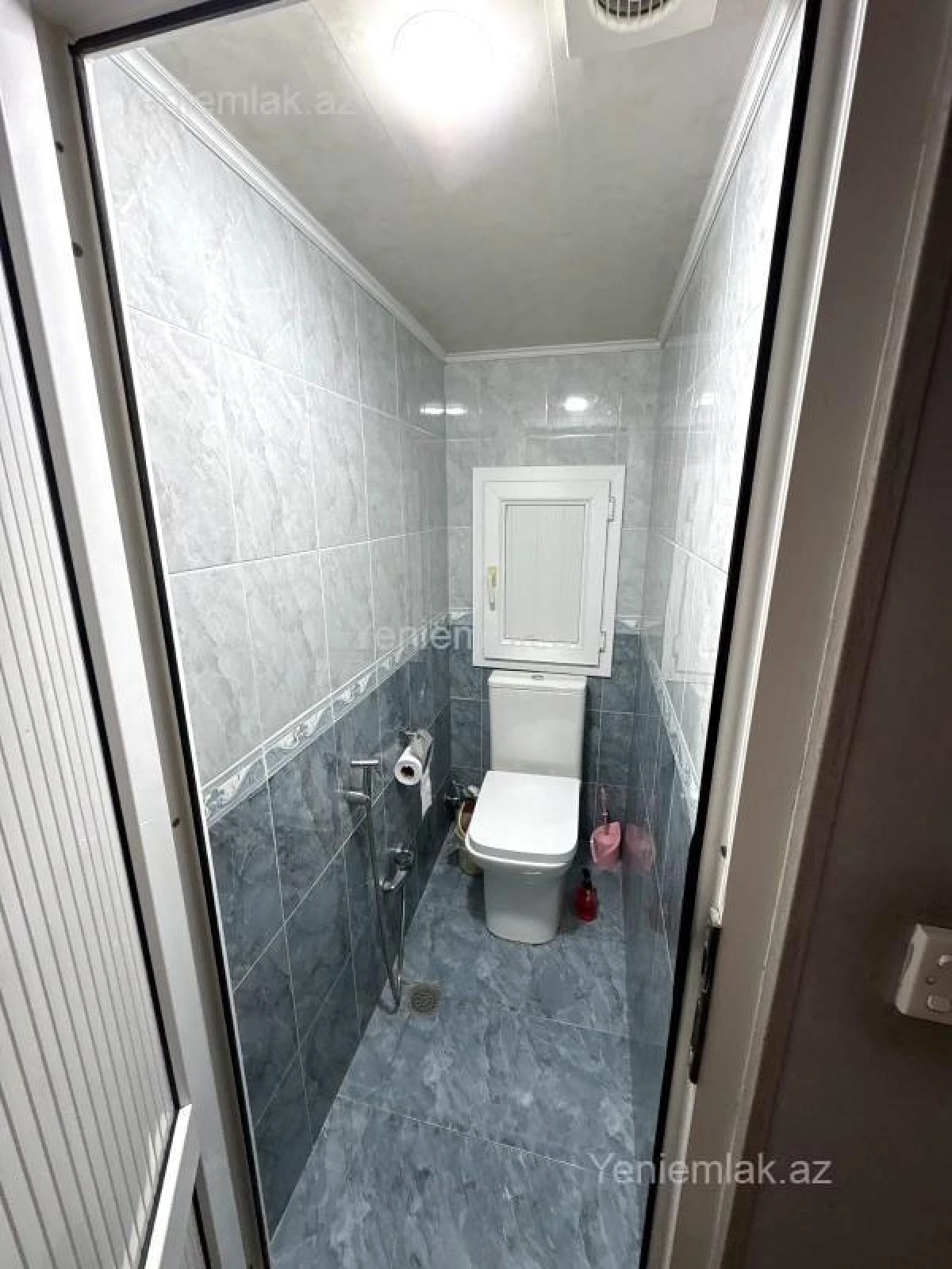 Satılır 5 otaqlı köhnə tikili 110 m²