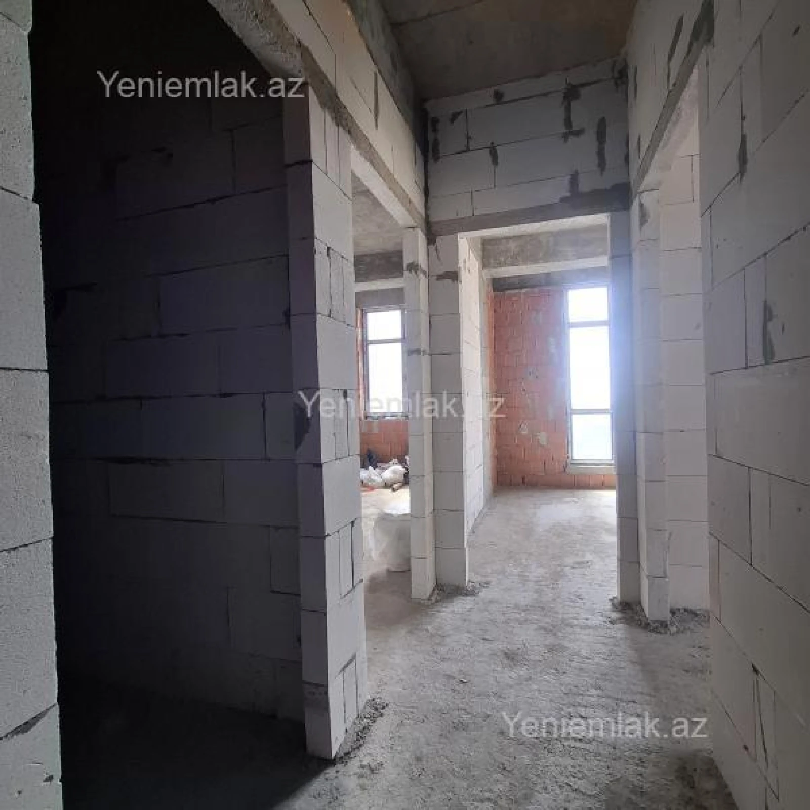 Satılır 3 otaqlı yeni tikili 86 m²