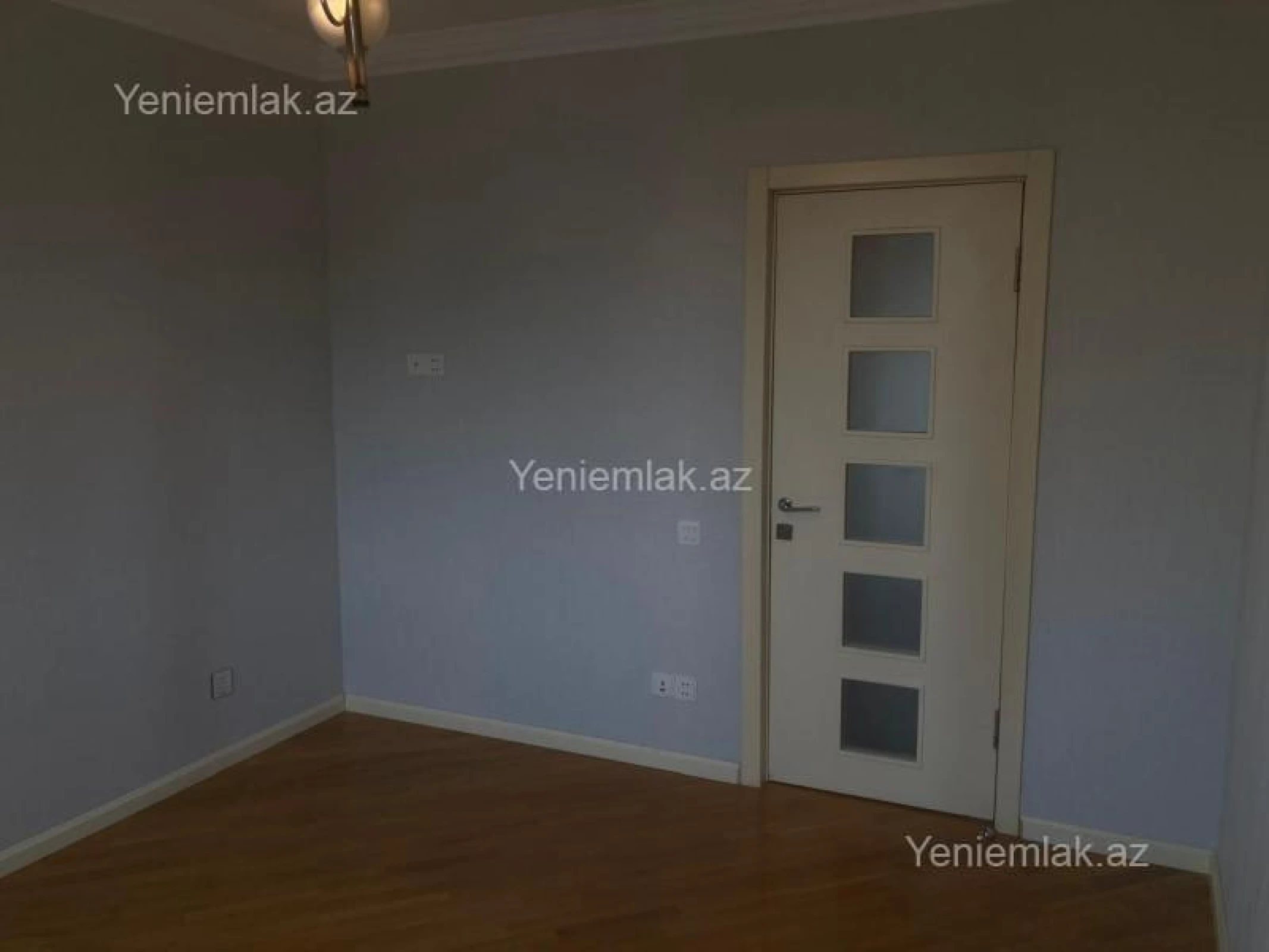 Satılır 3 otaqlı köhnə tikili 75 m²