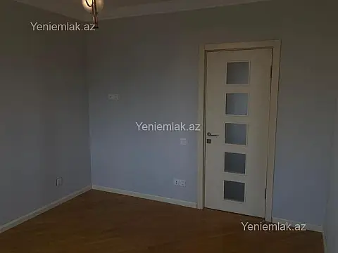 Satılır 3 otaqlı köhnə tikili 75 m²
