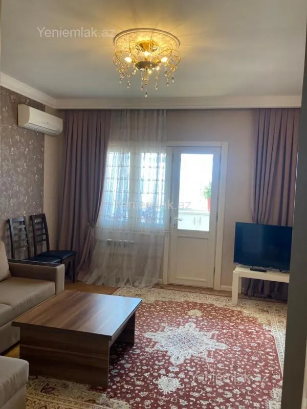 Satılır 3 otaqlı köhnə tikili 75 m²