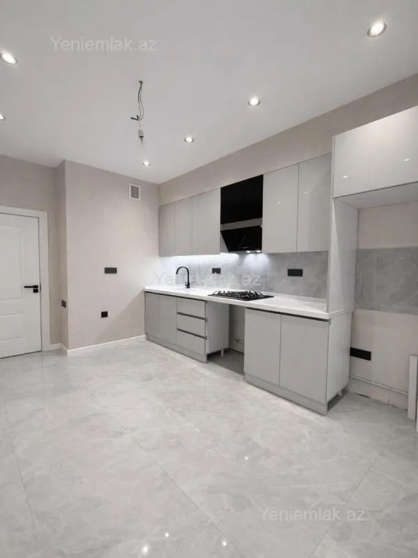 Satılır 3 otaqlı yeni tikili 114 m²