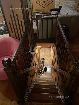 Satılır 3 otaqlı köhnə tikili 110 m²