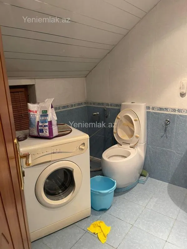 Satılır 3 otaqlı köhnə tikili 110 m²