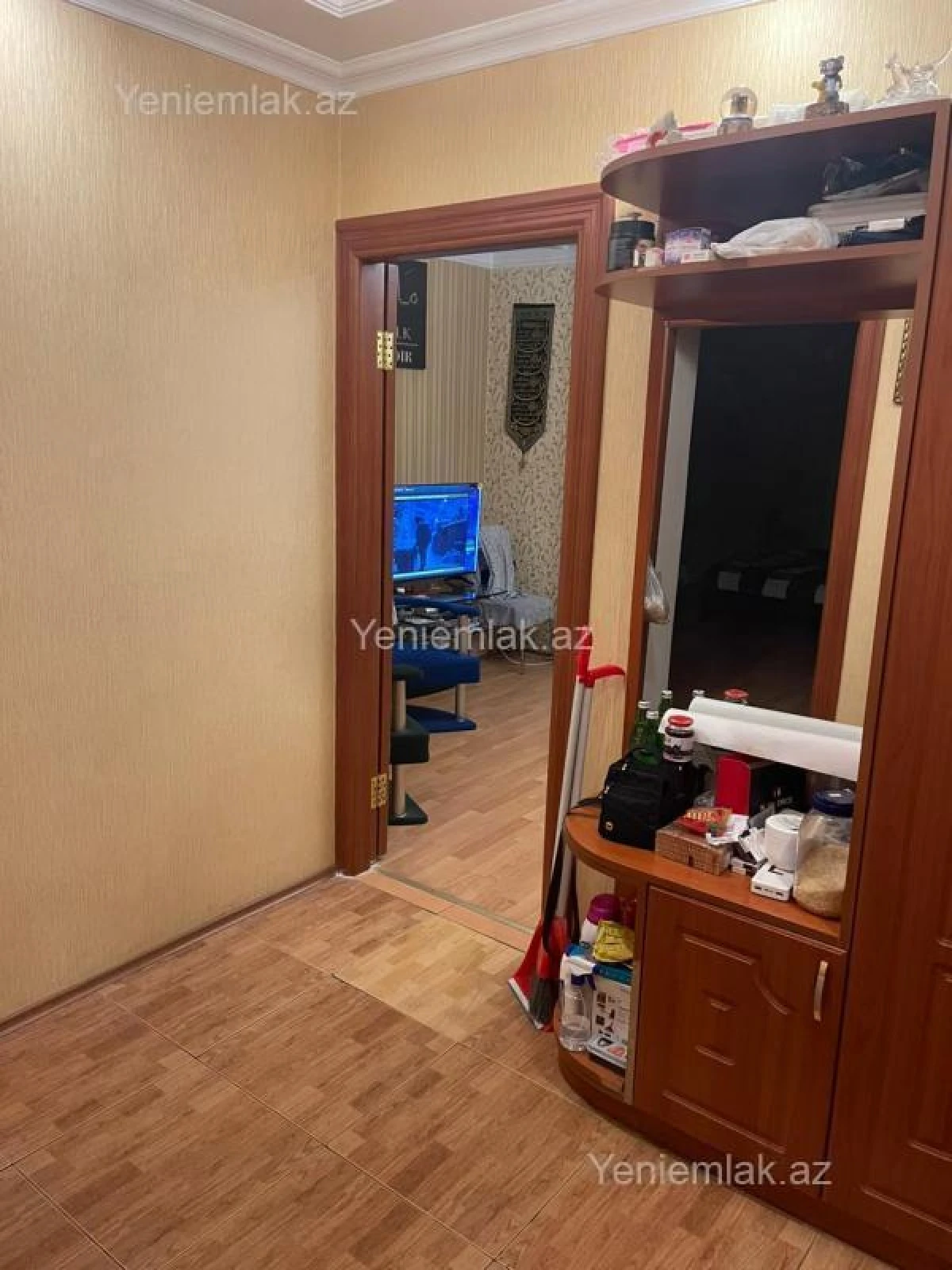 Satılır 3 otaqlı köhnə tikili 110 m²
