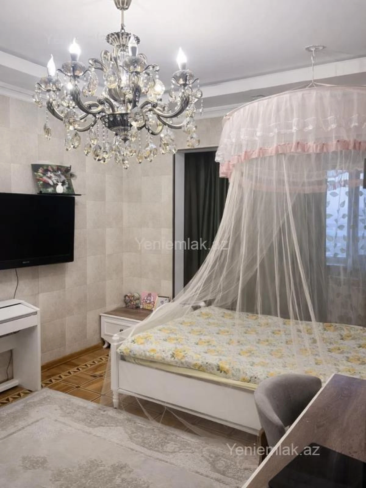 Satılır 5 otaqlı köhnə tikili 120 m²
