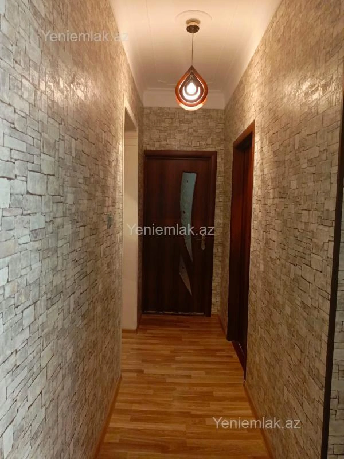 Satılır 4 otaqlı köhnə tikili 84 m²